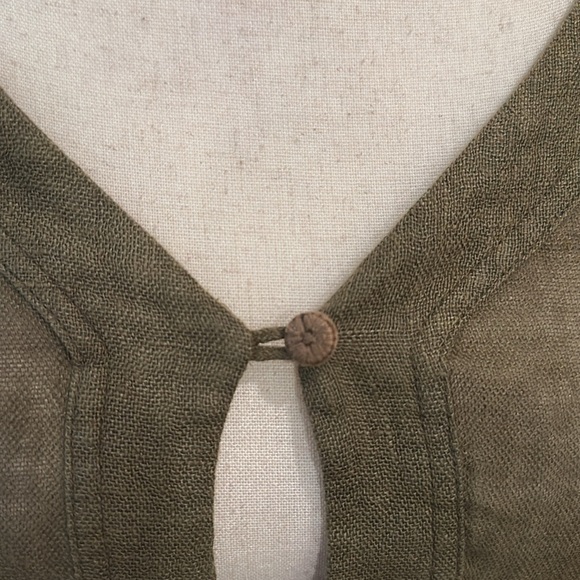 EILEEN FISHER LINEN LONG SLEEVE TUNIC SMALL OLIVE GREEN  KEY HILE
FRONT - Picture 4 of 8